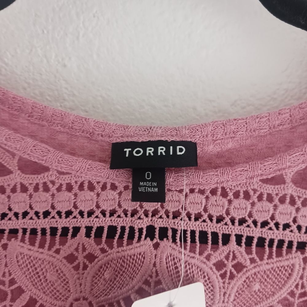 Torrid Waffle Crochet Yoke foxglove Top size 0X - Picture 5 of 6